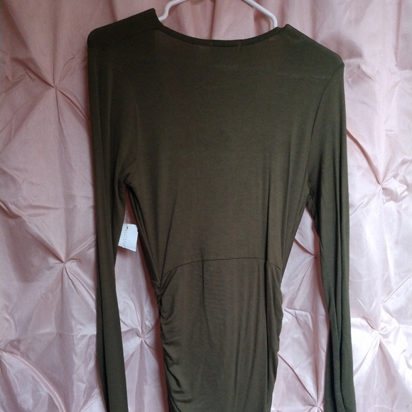 Long-sleeved puckered dresd - Picture 2 of 2